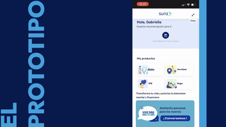 Prototipo de la app de SURA en un celular: pantalla «Hola, Gabriella» con los productos y el asistente personal «¡Conversemos!»